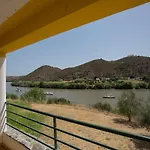 Hi - De Juventude Albergue *