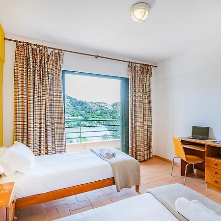 Hi - De Juventude Hostel