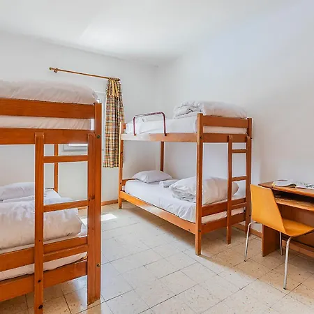 Hi - De Juventude Hostel