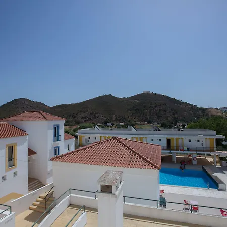 אכסניה Hi - De Juventude אלקוטים